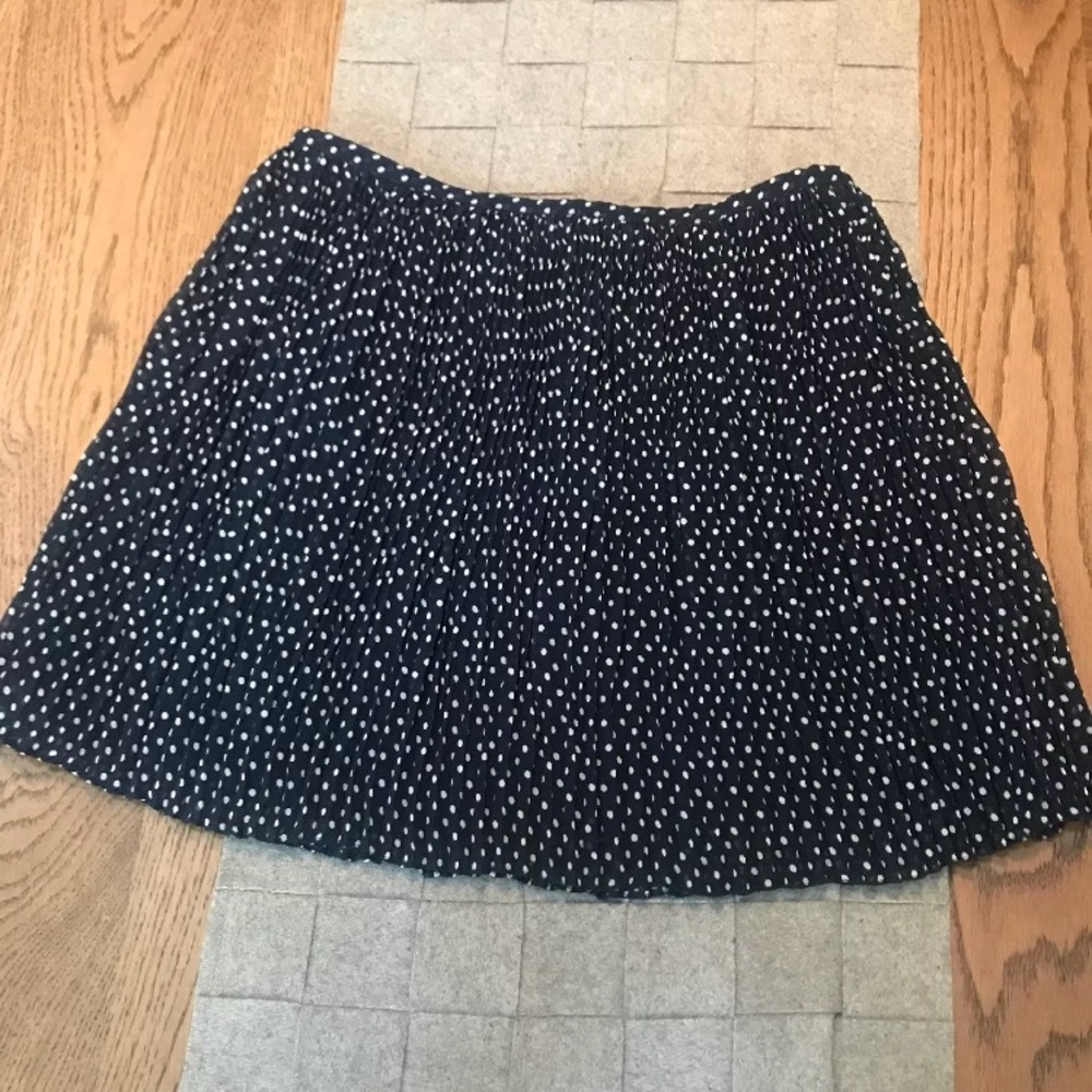 Madewell Women’s Pleated Mini Skirt w/ Polka Dots